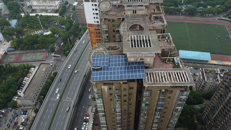 [小區(qū)高層陽光棚]武漢小區(qū)高層陽光棚屋頂23KW項(xiàng)目