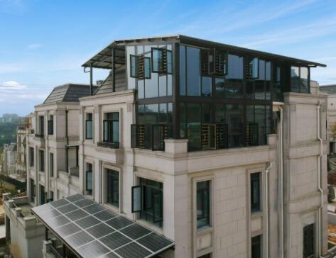 太陽能光伏發(fā)電 1.jpg 太陽能光伏發(fā)電 1.jpg