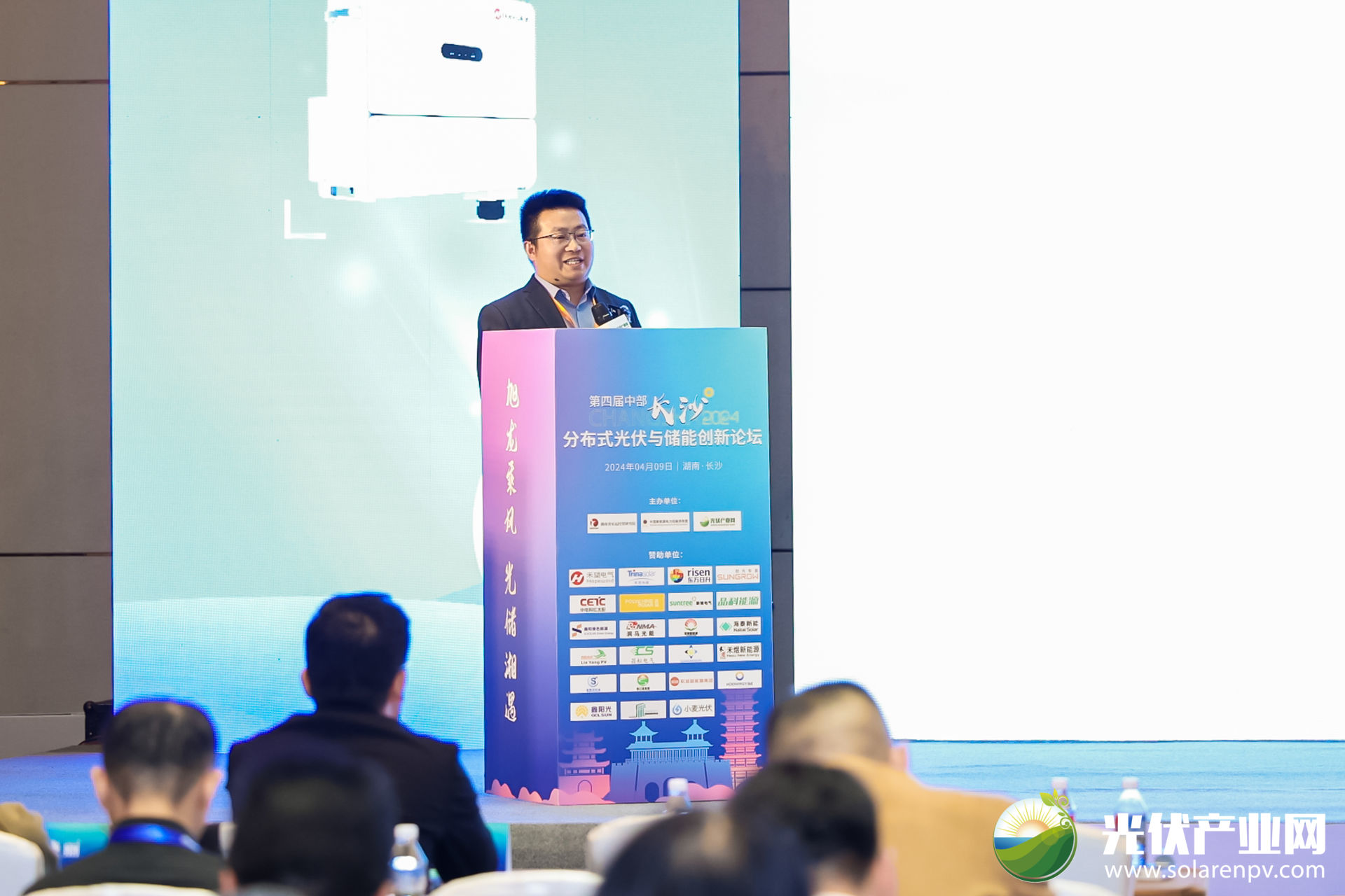 光伏電站_家用太陽能光伏發(fā)電_光伏發(fā)電代理加盟 光伏電站_家用太陽能光伏發(fā)電_光伏發(fā)電代理加盟